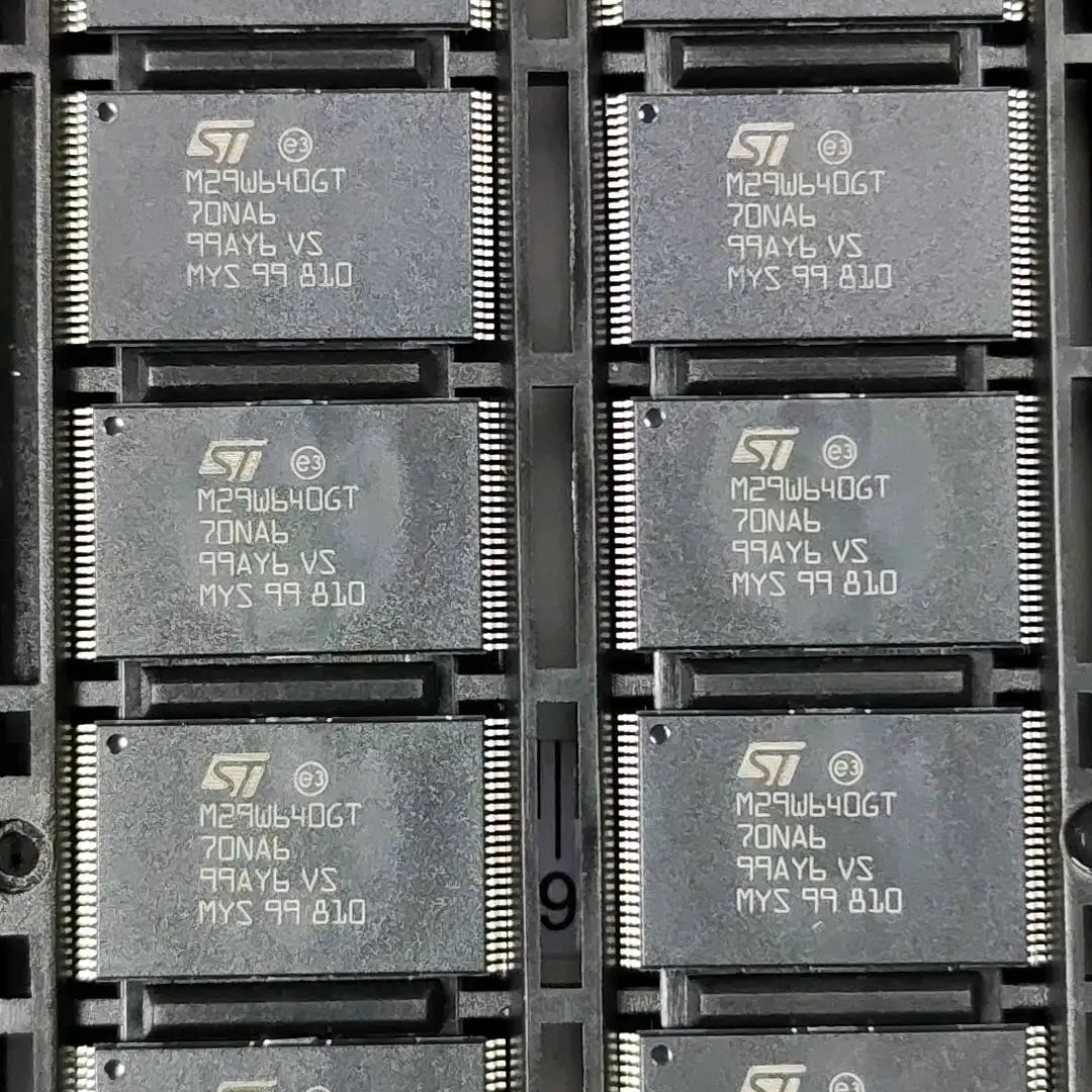 

Совершенно новый оригинальный чип памяти TSOP48 в корпусе M29W640GT70NA6E.
