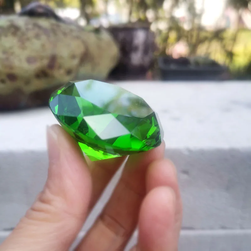 

1pcs Crystal Diamond Shaped Paperweight Cut Glass Gemstone Ornaments Home Wedding Party Decoration Figurine Romantic Proposal