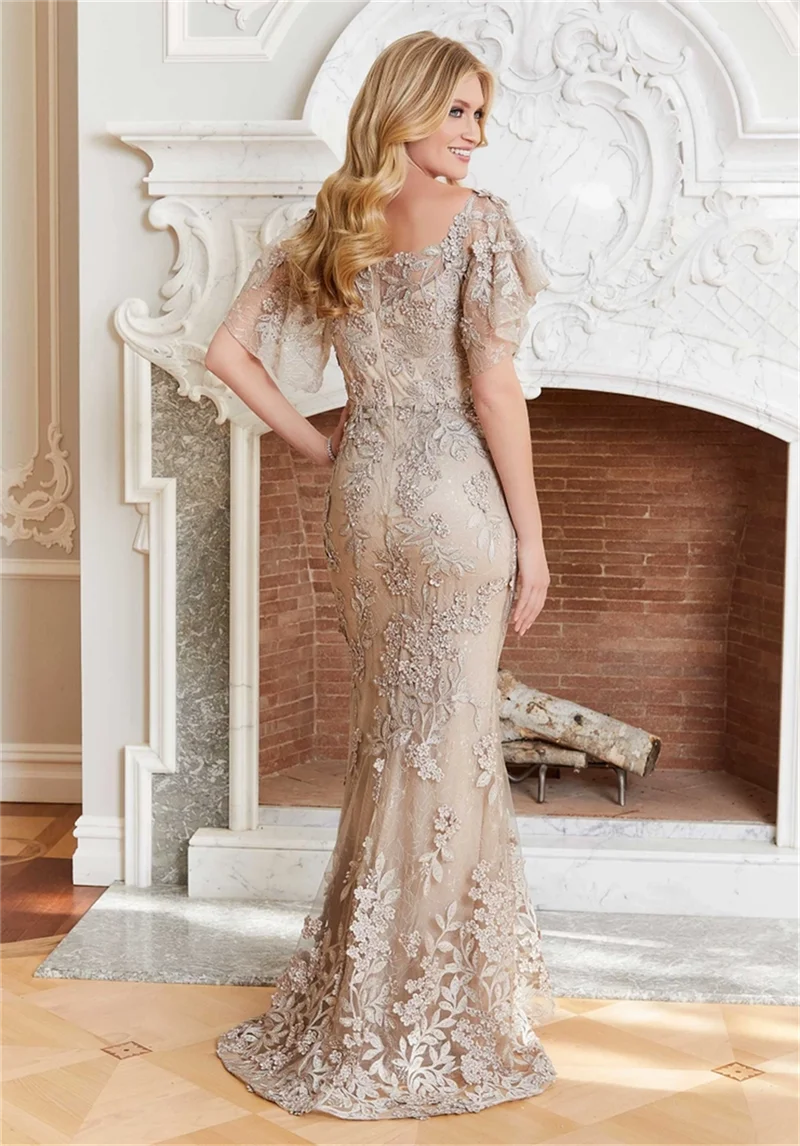 Elegante abito in pizzo madre della sposa con perline di cristallo scollo quadrato maniche corte svasate abito da sera formale per gli ospiti di nozze