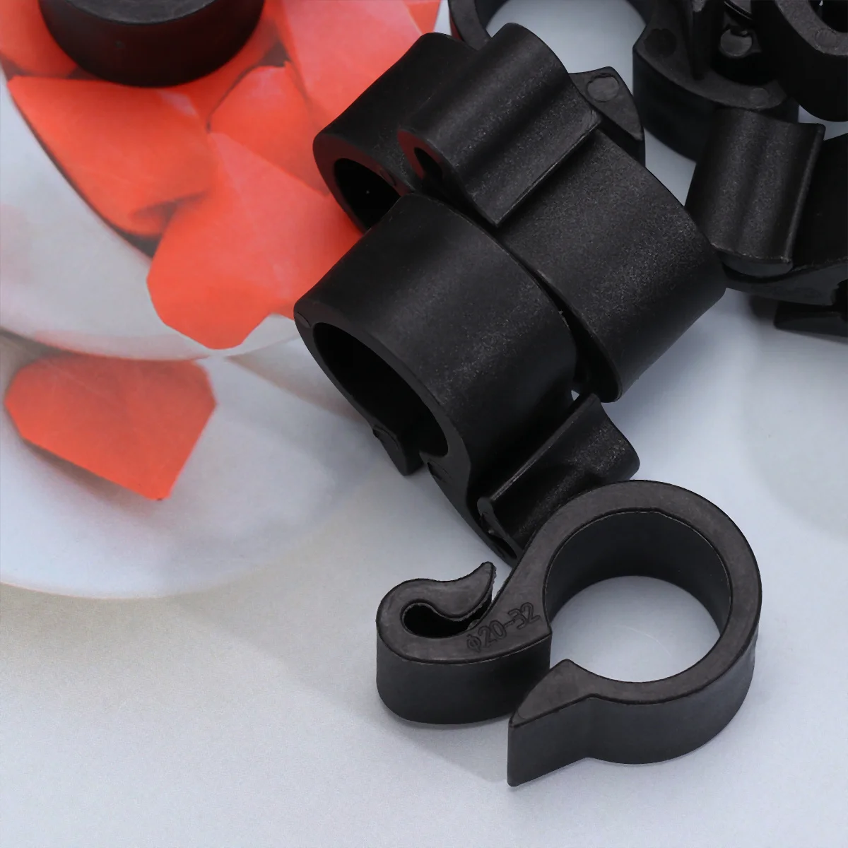 50 stücke Rohr Clip Haken Für Bewässerung System Tropf Linie Garten Schlauch Schnalle Verschluss Garten Schlauch Spanner Wasser Schnalle Schwarz