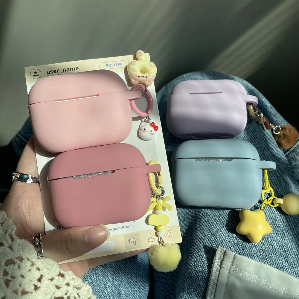 حافظة سماعة أذن من السيليكون الوردي لأجهزة AirPods Pro3 2025 مع سلسلة مفاتيح Hairball لأجهزة AirPods 1 2 3 4 Pro 2nd 3rd Gen حافظات ناعمة