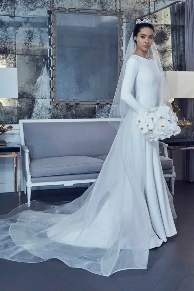 Svasato elegante o-collo manica lunga bottone abiti da sposa in raso 2024 pieghettato bianco Sweep treno sirena abiti da sposa per le donne