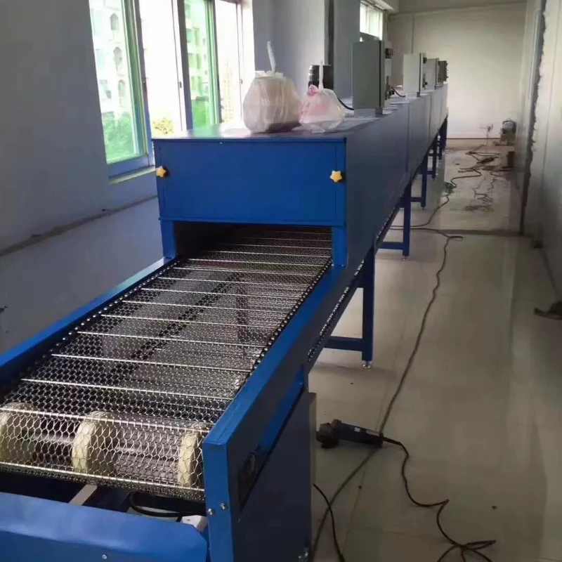 Stainless steel chain plate conveyor belt High temperature resistant plate chain conveyor Casting baffle chain plate feeding