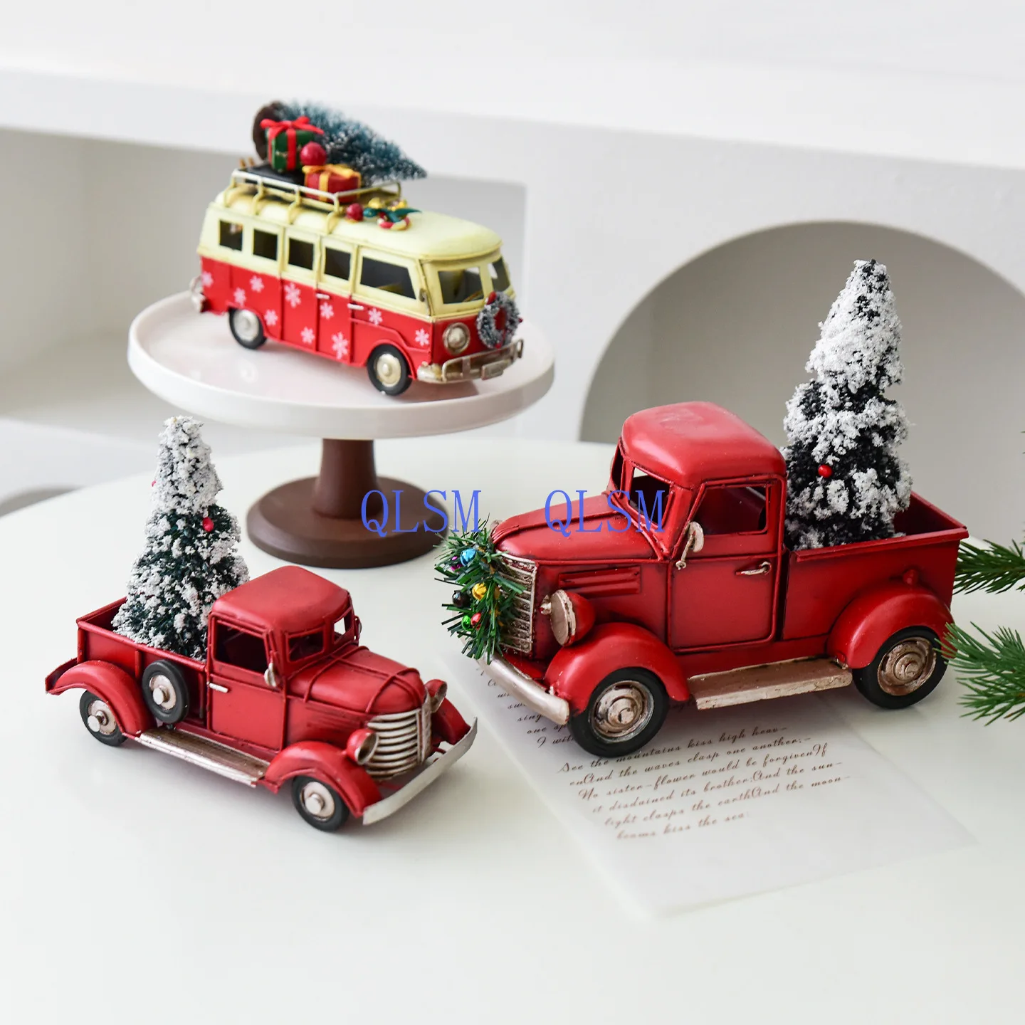 Christmas Decoration High-grade Tin Car Christmas Tree Train Table Top Ornament Christmas Gifts Car Ornament