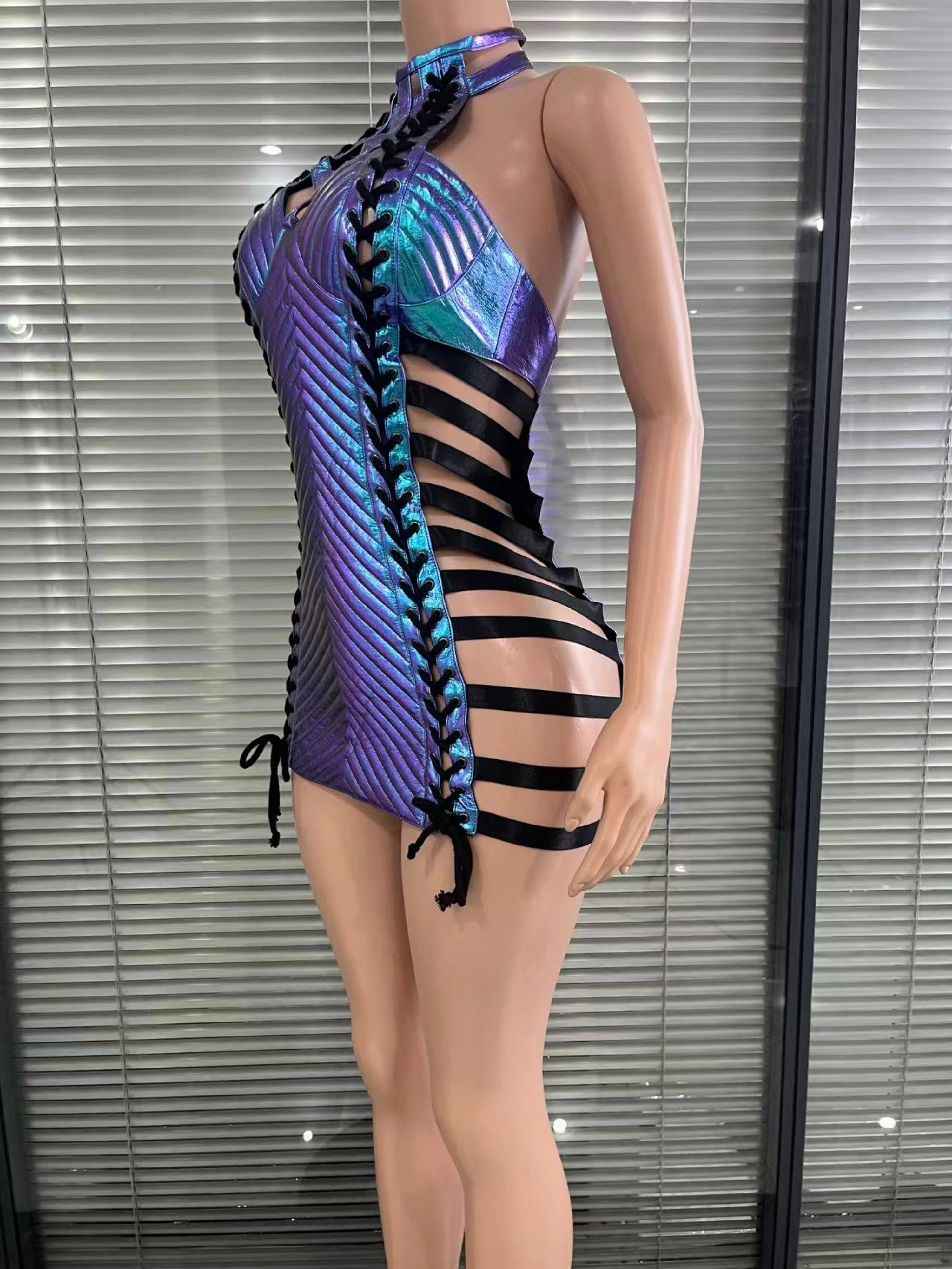 Mini robe paresseuse de Style gothique, découpes uniques, à lacets, pour soirées en Club, concerts, rassemblements à la mode