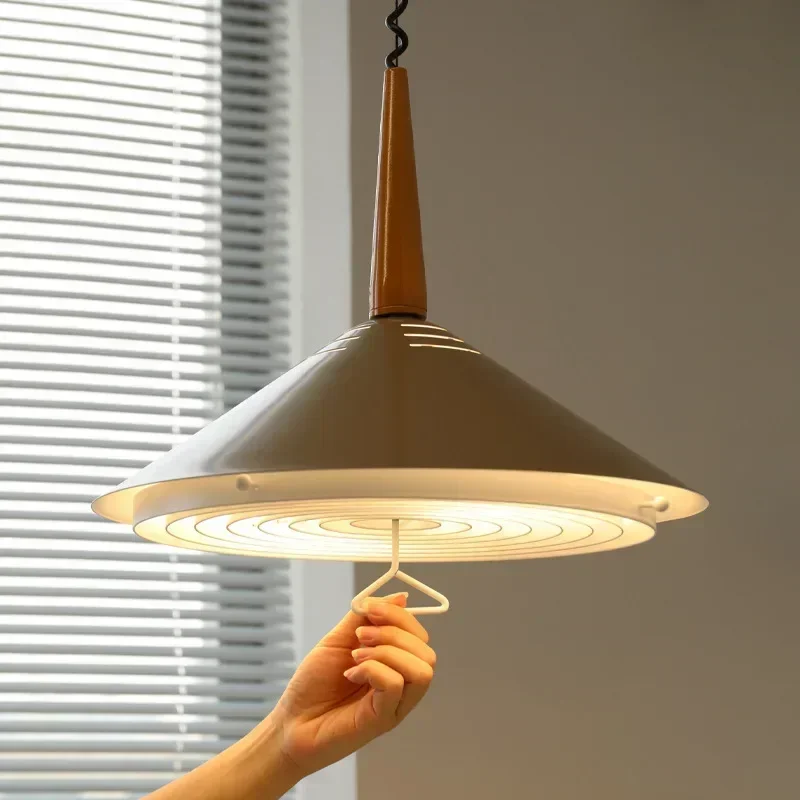 

Full Spectrum Protection Lifting Chandelier 2024 New Designer Dining Table Light Retro Medieval Lighting