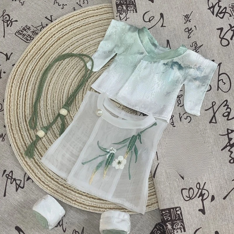 20 سنتيمتر أنيمي الكلاسيكية سمات الصبي Kawaii تأثيري الكرتون DIY بها بنفسك بدلة صغيرة ملابس دمى الأحذية مجموعة فستان لعبة المشجعين جمع هدية