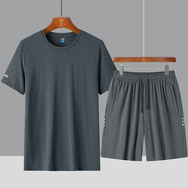 Nieuw Hoogwaardig, In Ijs Geademend, Heren T-Shirt Met Korte Mouwen En 5-Punts Shorts Met Een Comfortabele, Coole Buitensportset