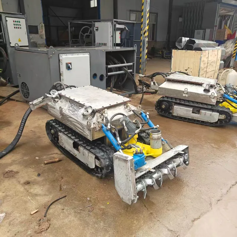Dredging Robot Acid Alkali Resistant Crawler Dredge For Chemical Pool Sludge Handling Sand Extraction
