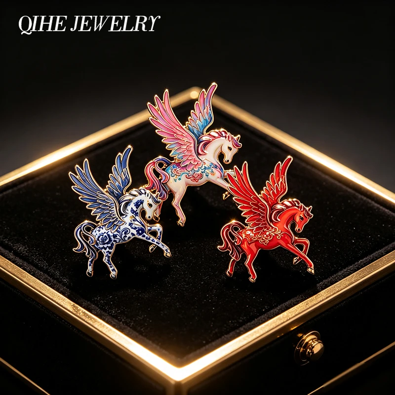 Pegasus Flying Horse Fantasy Badge Enamel Pin Mythical Winged Horse Collection Colorful Horse Alloy Brooches Lapel Badge Jewelry