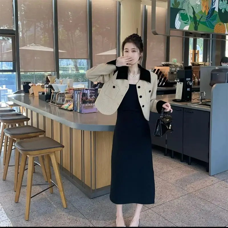 

French Xiaoxiangfeng Short Coat Women's 2026 Spring and Autumn New Korean Version Loose High-end Celebrity Temperament Top