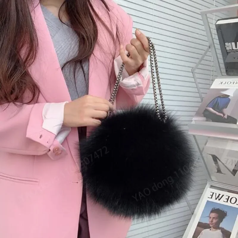 Yao Dong ฤดูใบไม้ร่วงและฤดูหนาวใหม่ Fox Hair Splicing รอบกระเป๋าซิปหญิง Crossbody ไหล่ Plush FUR กระเป๋าหรูหรา