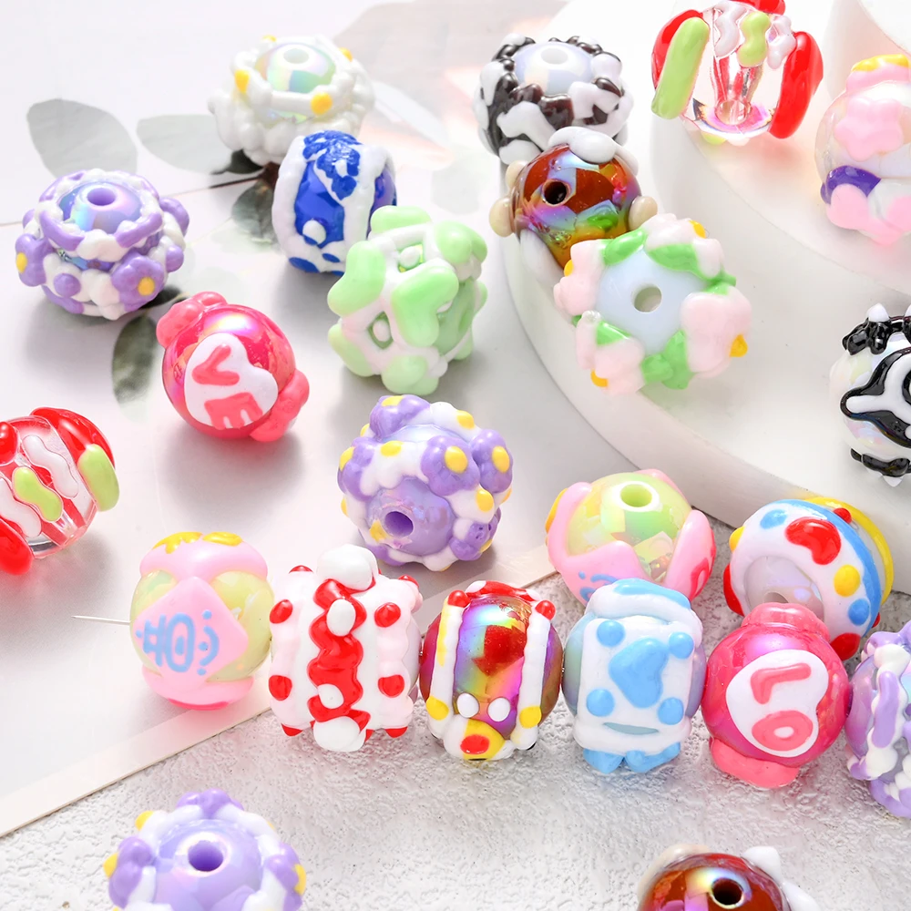 10-30 Stück 15-29mm Niedliche Acrylperlen Gemischte Mehrfarbige 3D-Muster Lose Abstandsperlen für DIY Armband Halskette Schmuckzubehör – Detail 3