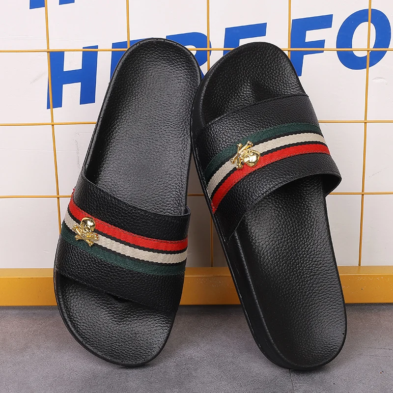 Pantofole da uomo estive EVA Soft confortevole Indoor Home Slides scarpe da bagno sandali da esterno maschili zoccoli da spiaggia infradito Casual