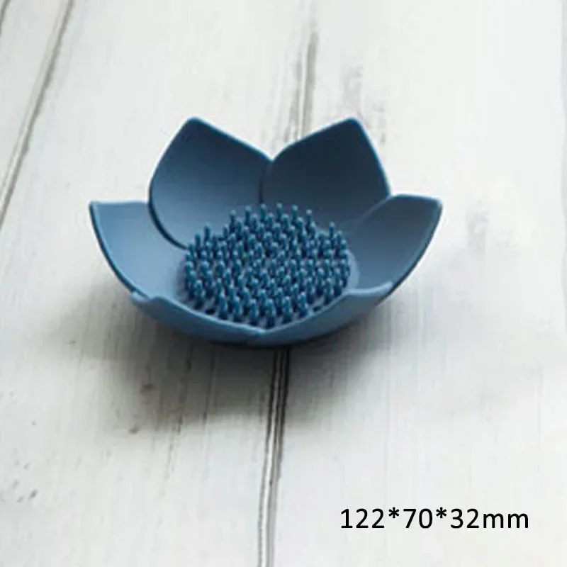 1pc Soap Box Lotus Shape Non-slip Portable Silicone for Draining Soap Tray Draining Soap Dish Bathroom Accessories