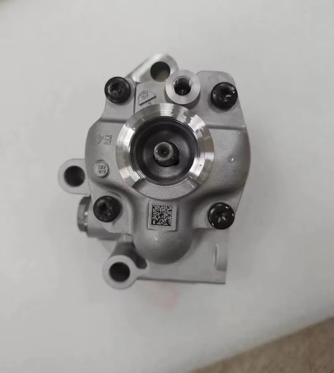 

JF015 JF015E RE0F11A Suitable for Nissan Suzuki CVT Automatic Transmission Oil Pump Genuine New Automotive Parts