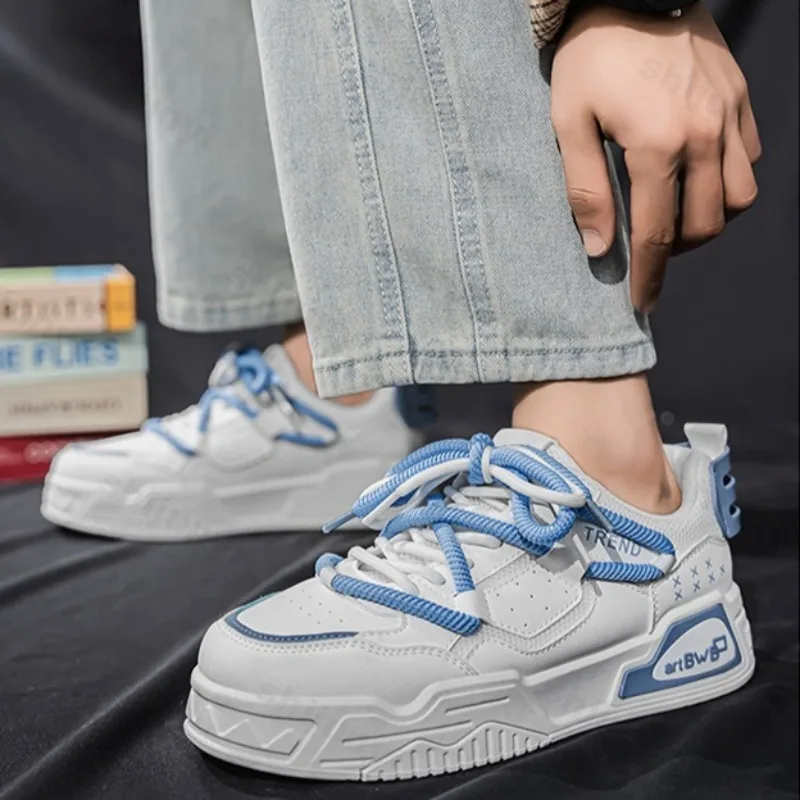 

Весенняя модная тенденция 2024, повседневная спортивная обувь для мужчин, дышащая удобная обувь на толстой подошве, универсальные низкие кроссовки на массивном каблуке