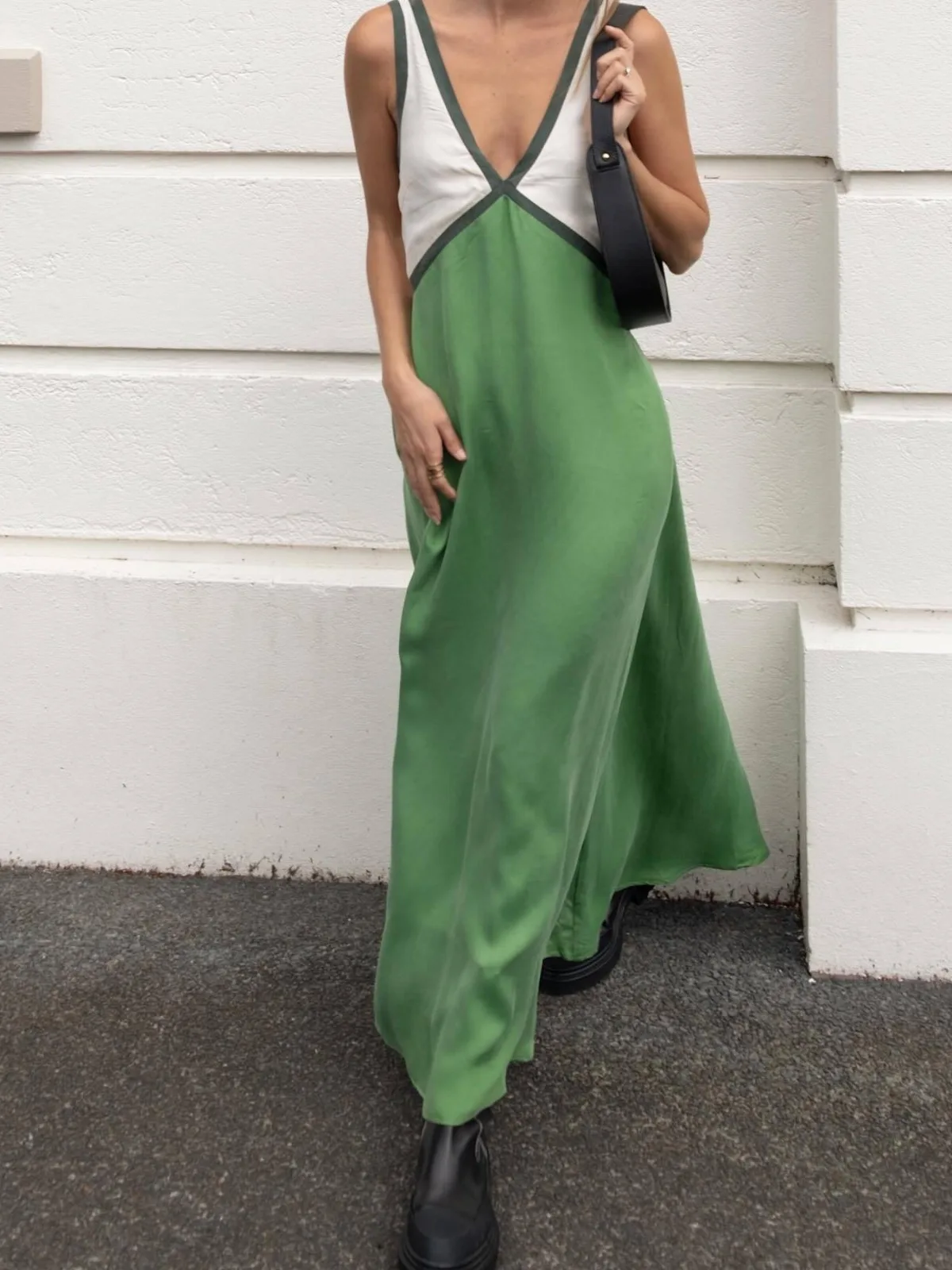 Women V-neck Sleeveless Color Matching Large Swing Dress Summer Loose High Waist Ankle Length Long Dress