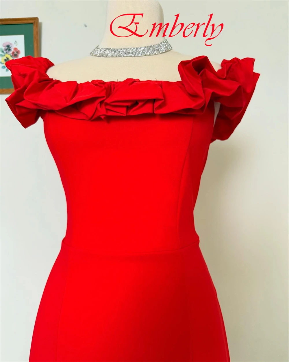 Customized Classic Straight Evening Dress Boat Neck Off the Shoulder  Exquisite Special Occasion Gowns Sweep Train Boat Neck