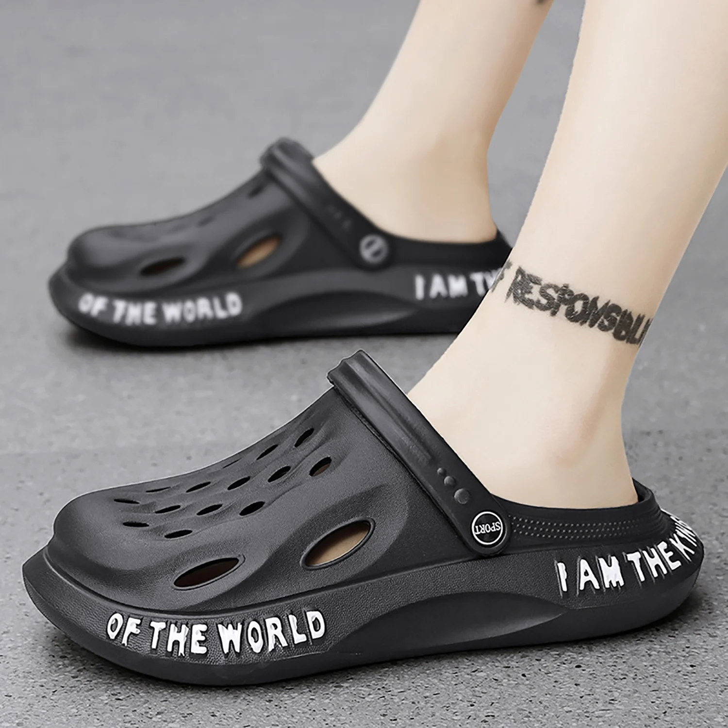 Hole Shoes Men Outdoor Sports Beach Sandals Thick-soled  Non slip Home Garden Shoes Baotou Fashion Casual Lightweight Slippers