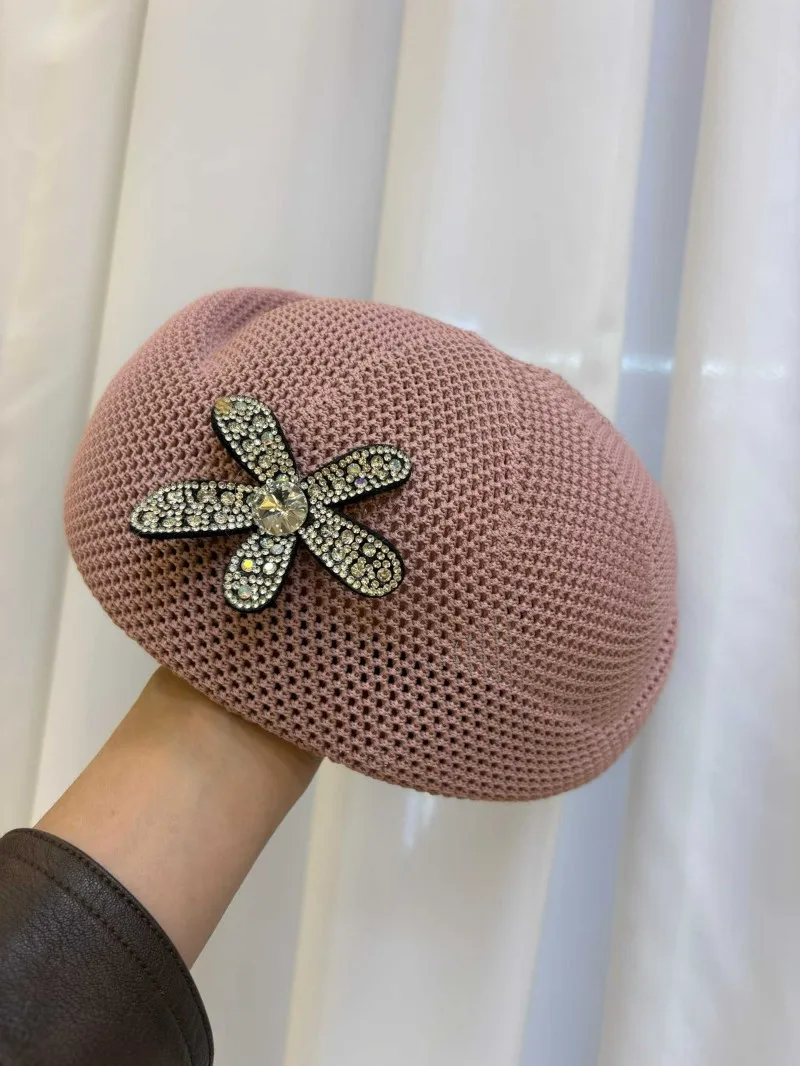 Elegante französische Blumen-Baskenmütze mit Aushöhlungen für Damen – Sommerliche koreanische Mode, süße, vielseitige Stewardess-Mütze, Künstlerhut – Detail 10