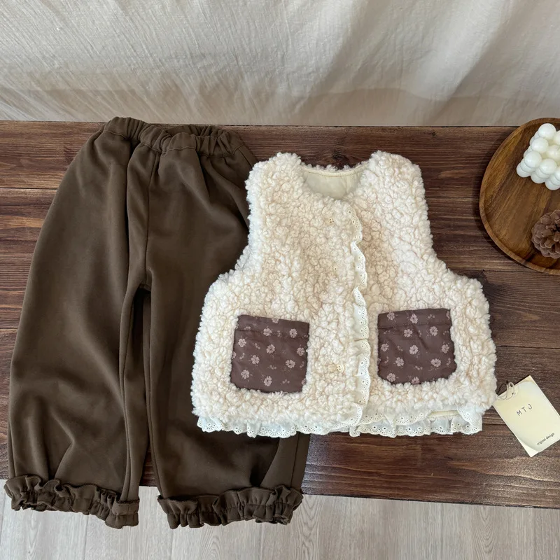 Girls Vest Autumn and Winter New Plush Vest Korean Version Cute Floral Patchwork Fur Coat Warm Sweet and Fashionable