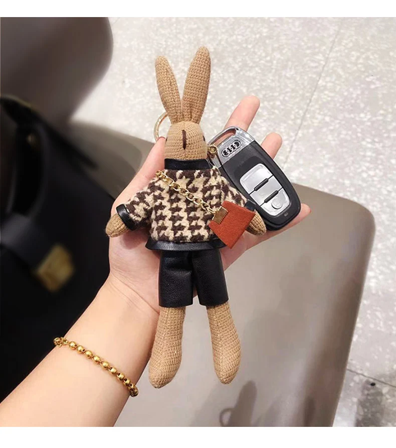 FOXER Creative Lady Rabbit Keychain Cute Metal Bag Pendant as Gift