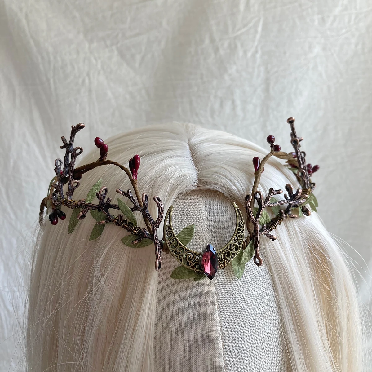 NATSORA Moon Woodland Stirnband Tiara mit Zweigen, Feenkrone, Elfenkrone für Braut, Hochzeit, Feen-Schmetterlingskostüm – Detail 8