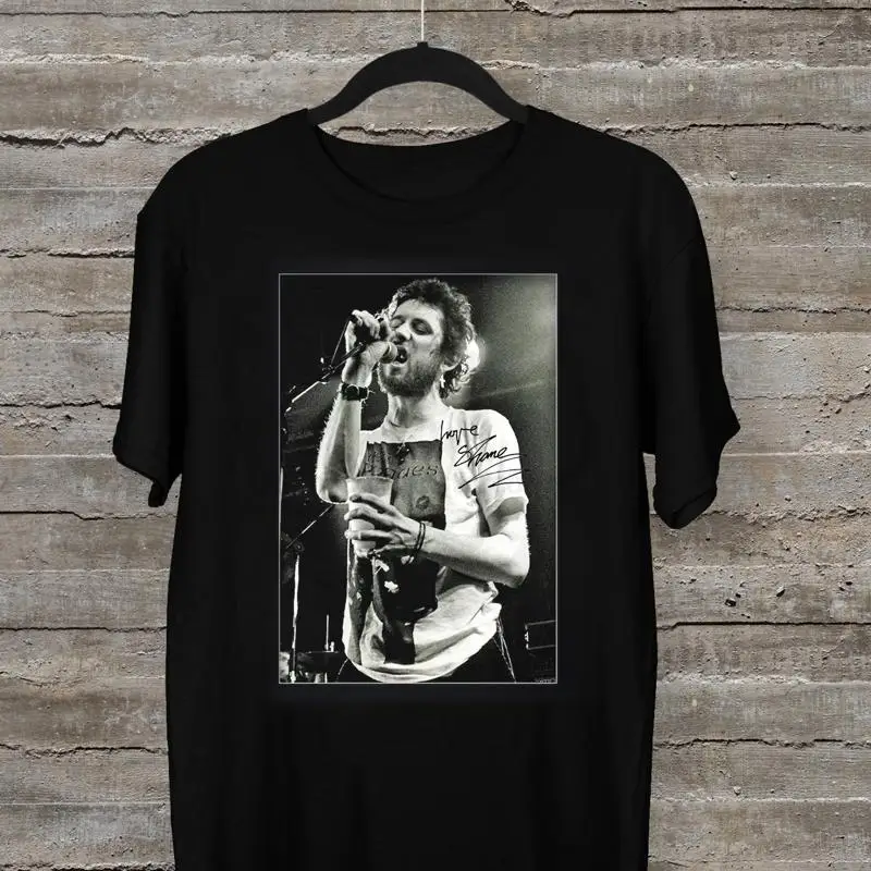 

НОВАЯ черная футболка всех размеров HOt Shane Macgowan 1957 2023, SignatureTHE POGUES