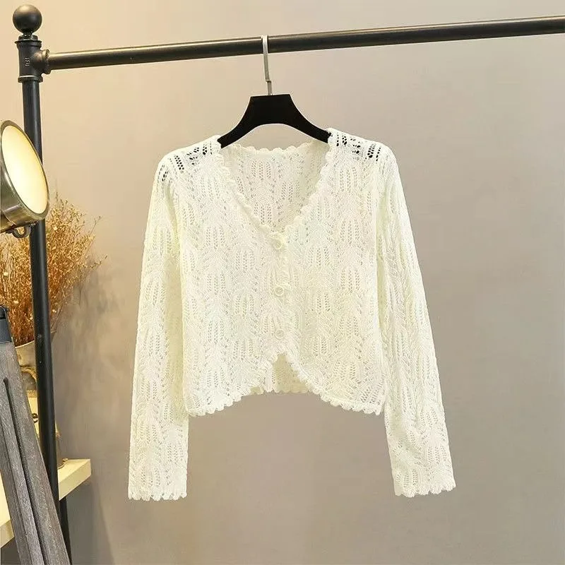 Summer New Knitted Women\'s Long-sleeved Short Sun Protection Feminine Temperament Simple Versatile Flower Hollow Out Cardigan