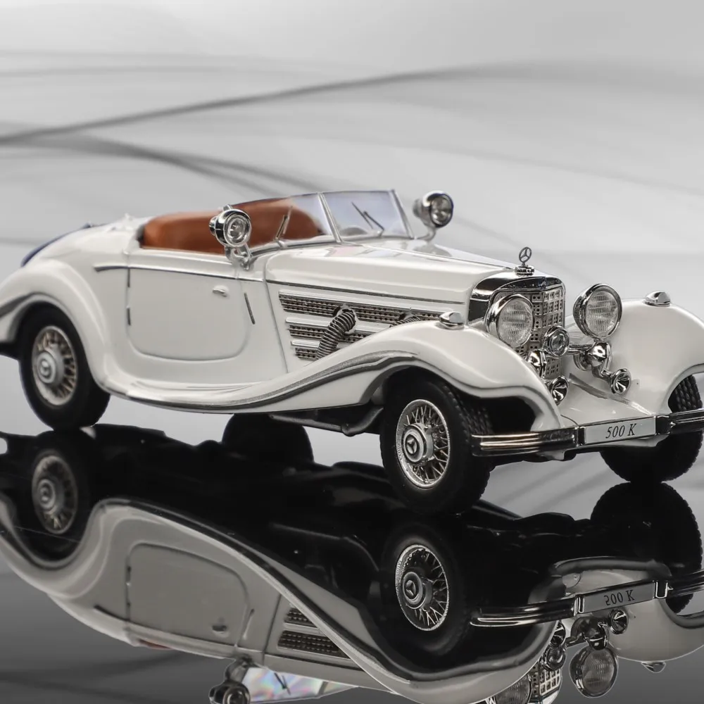 Liberty64 1:64 véhicule de loisirs pour adultes Collection 500K modèle de voiture moulé sous pression