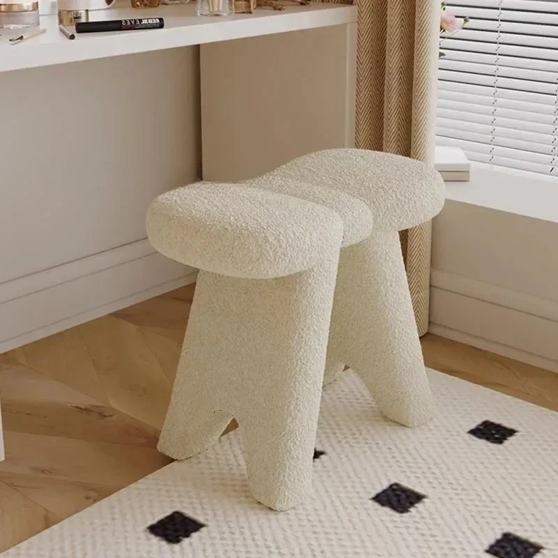 Kitchen Gorgeous White Dining Chair Makeup Mat Velvet Comfortable Dining Chair Simple Nordic Lazy Furniture Dinning Chair