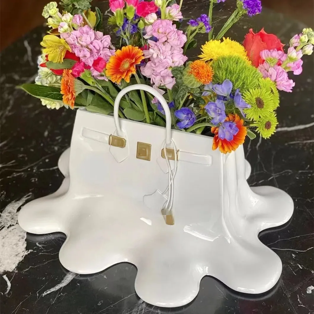 

Home Decoration Handbag Sculpture Flower Vase Customized Handbag Resin Flower Vase