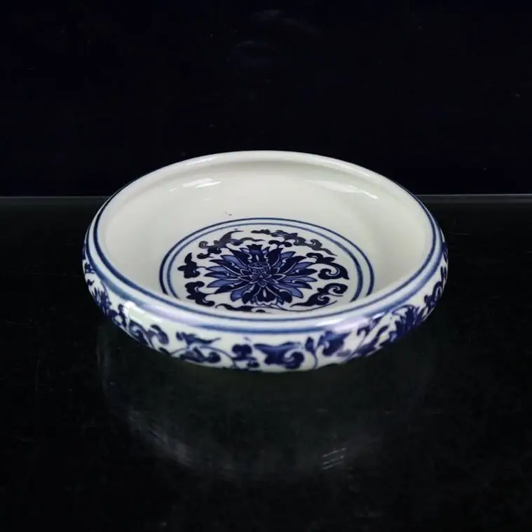 Porcelain handicrafts blue and white porcelain pen wash ashtray home decoration handicrafts