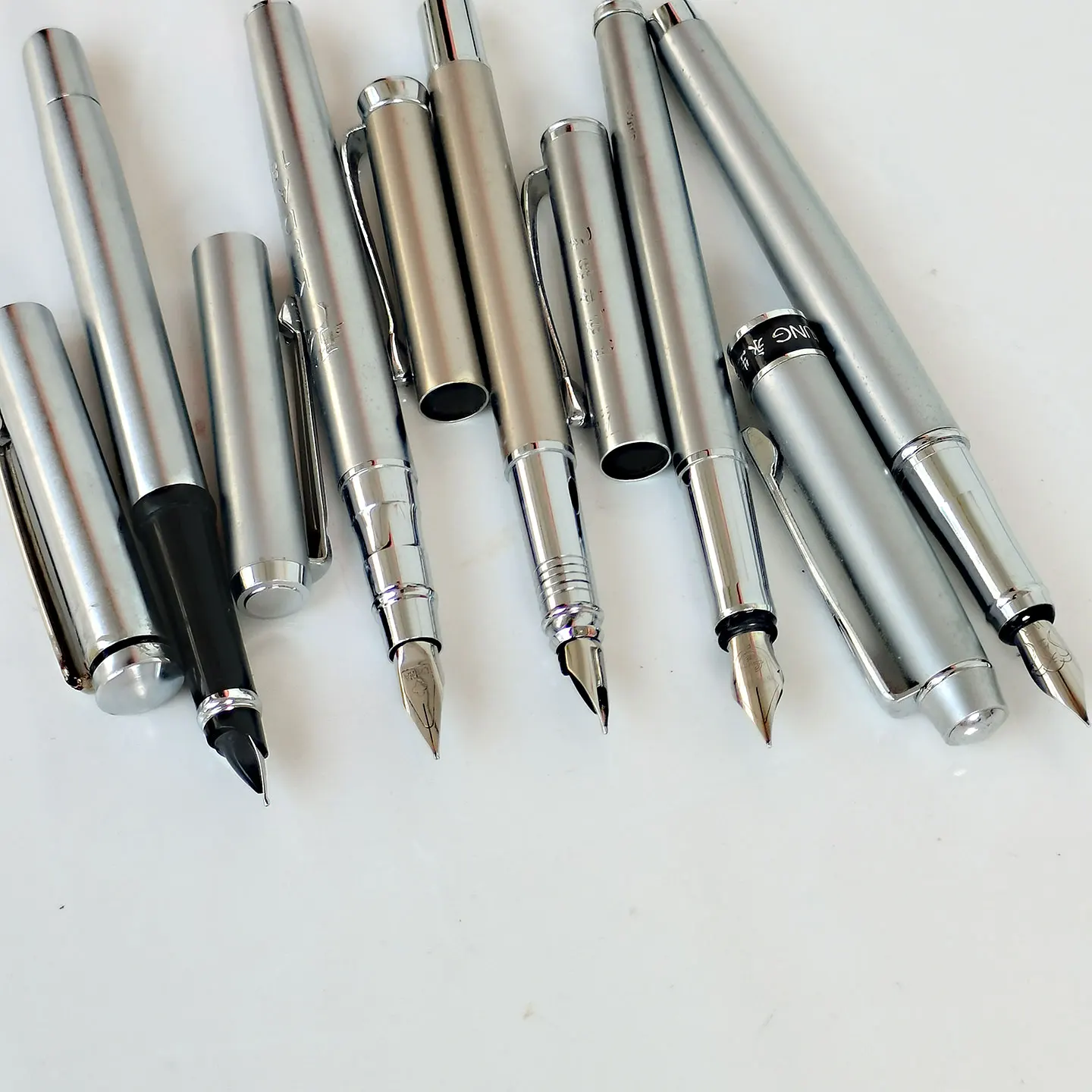 

5pens. Old Stock Clearance Pens. Rare Stationery Writing Collection