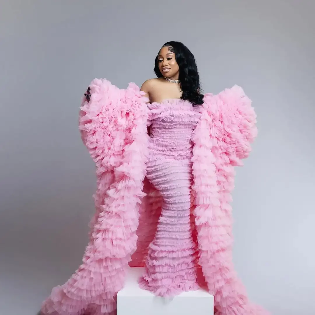 Onirique rose volants Tulle robe de maternité femmes Photoshoot Robes Extra gonflées à plusieurs niveaux Tulle grossesse longue veste manteau sans robe