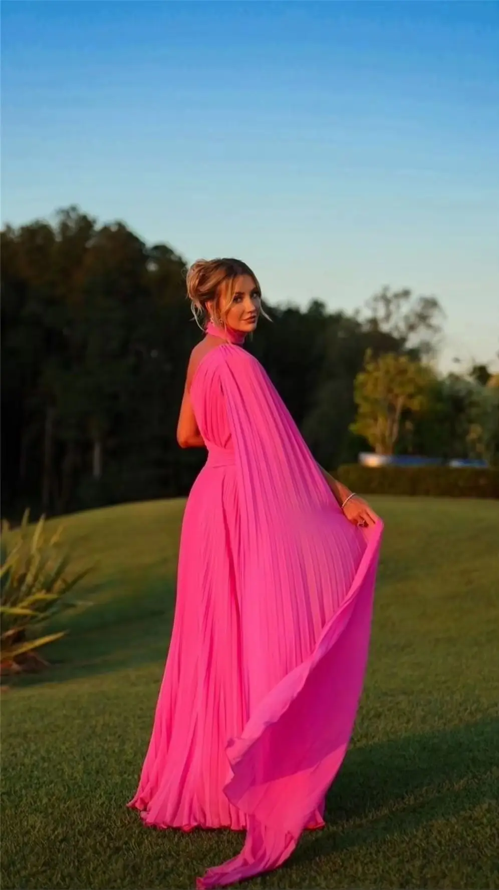 Women One Shoulder Party Dresses Pleated Chiffon Cape Sleeve Floor Length Evening Dress With Choker For Wedding Guest