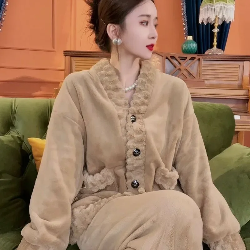 Famale Coral Velvet Pajamas Women Autumn Winter Loungewear Plush Thickened Nighty 2024 New Warm Large Flannel Home Clothing Sets