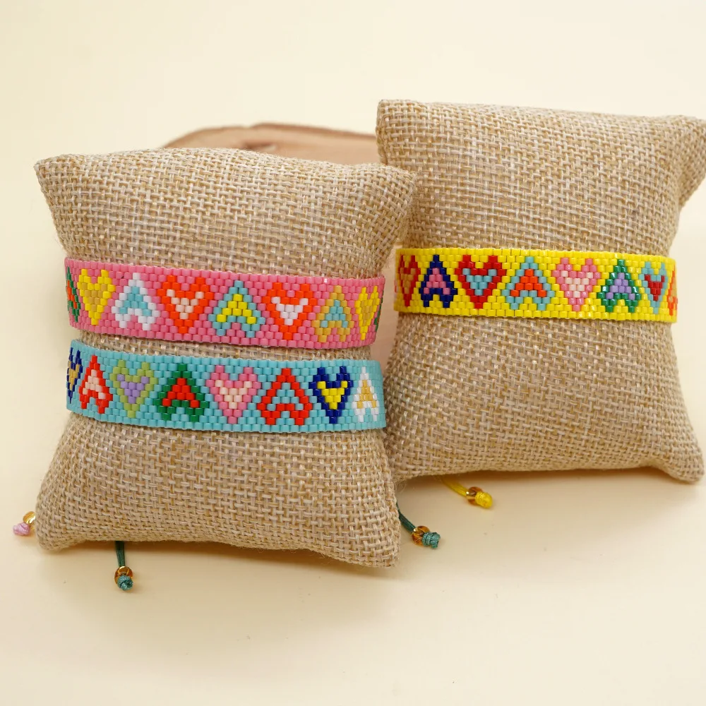 

Rice bead bracelet Heart Creativity Bohemia Pattern Gradient color Hand-woven Adjustable Female Fashion Simple Beaded bracelet
