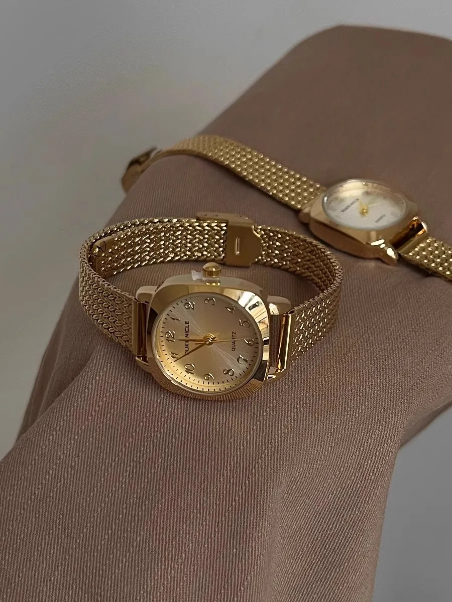 retrogold-wheat-ear-watch-for-women-light-luxury-high-fashion-temperament-trendy-small-and-exquisite-original-gift-women's-gift