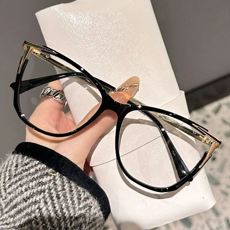 2026 Hollow Cat Eye Fashion Large Frame Color Changing Plain Mirror Prescription Glasses Myopia DS-9081