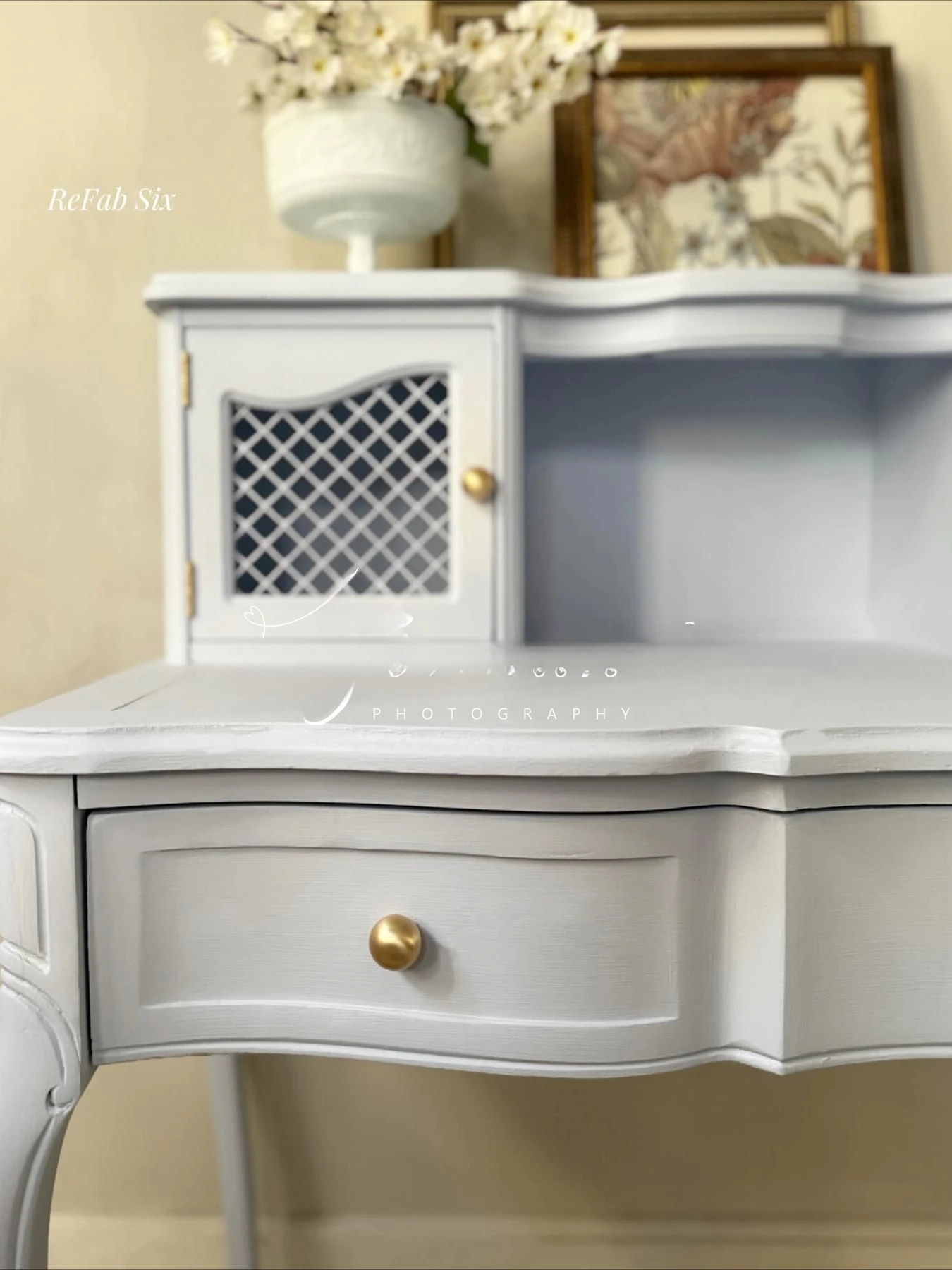 French retro solid wood dresser American carved bedroom dressing table