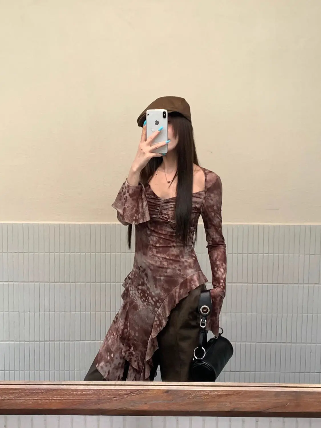 

Women's Irregular Tie Dye Long Sleeved T-shirt Fashion Square Neck Top Vintage Pullover Summer 2000s Young Girl Clothes