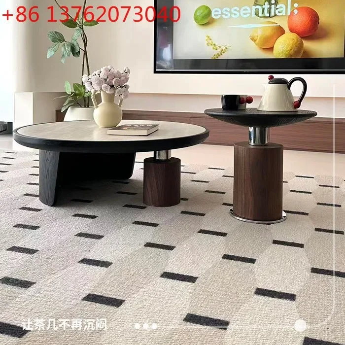 

Small apartment French medieval minimalist household round high-end living room solid wood Italian light luxury coffee table