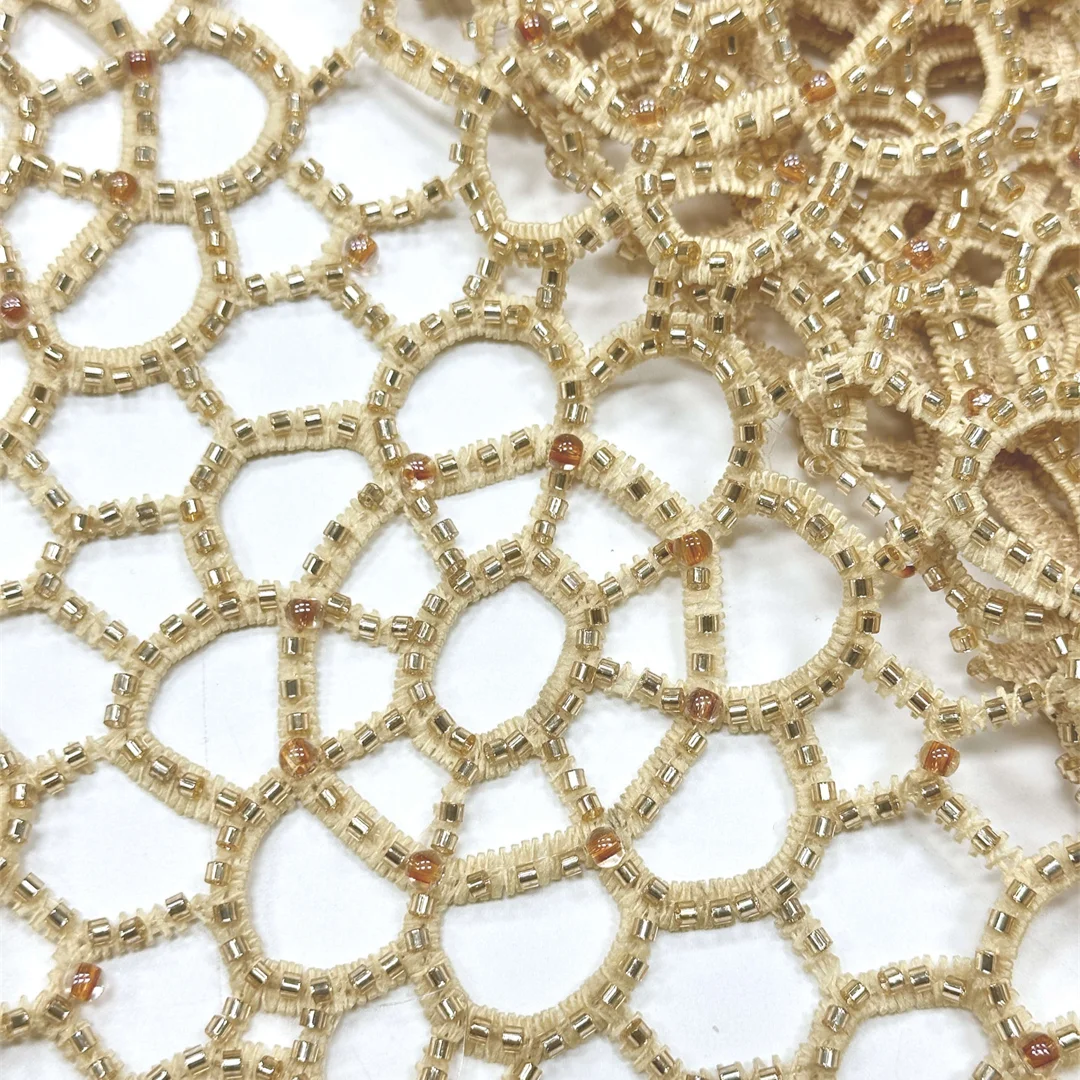 Einfacher Spitzenstoff mit Gui – Embroidery Ai Bewertung und Preis