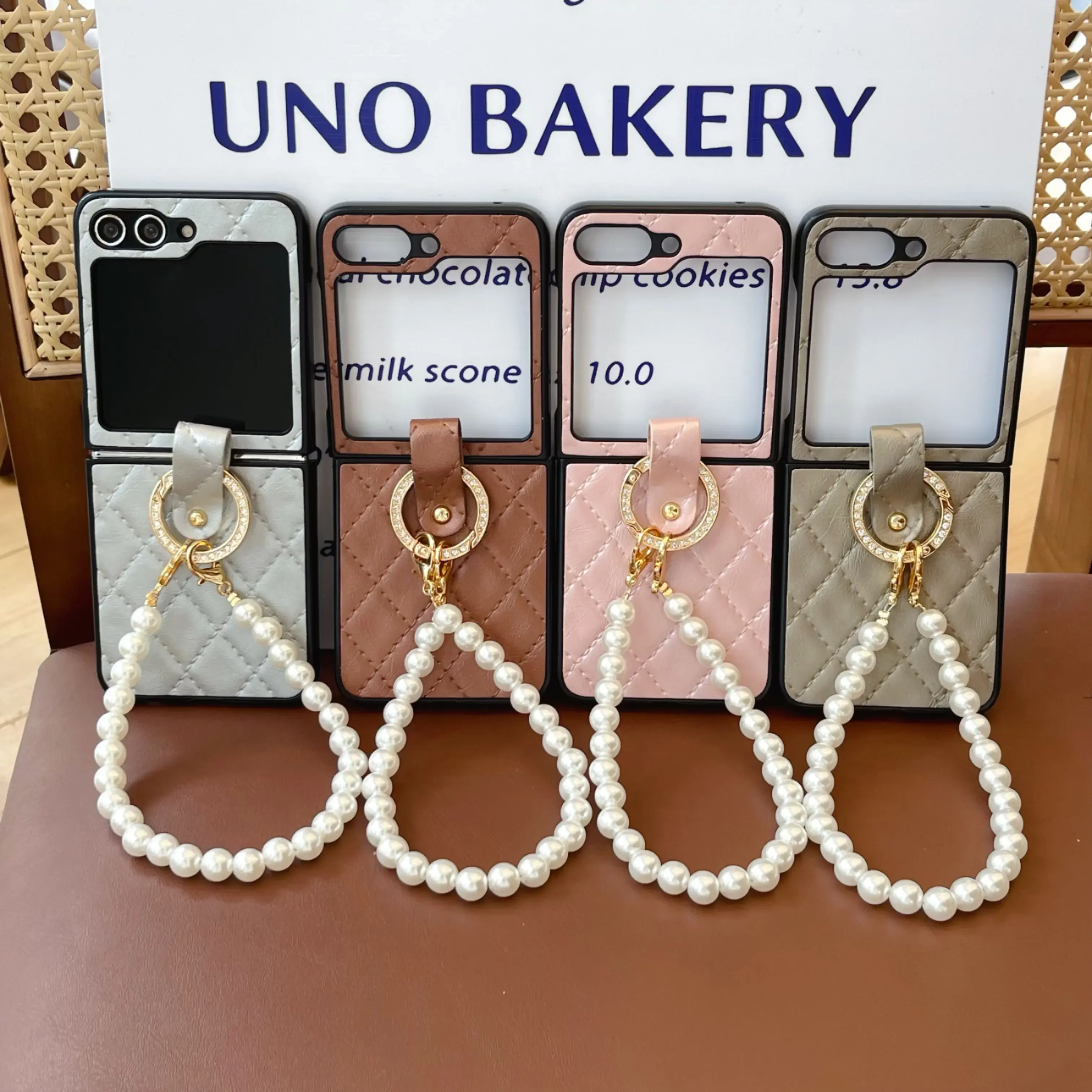 

Кожаный чехол с бриллиантовым пальцем и пряжкой для Samsung Galaxy Z Flip 7 FE 6 5 4 3 5G, сетчатый узор, жемчужный браслет, противоударный чехол