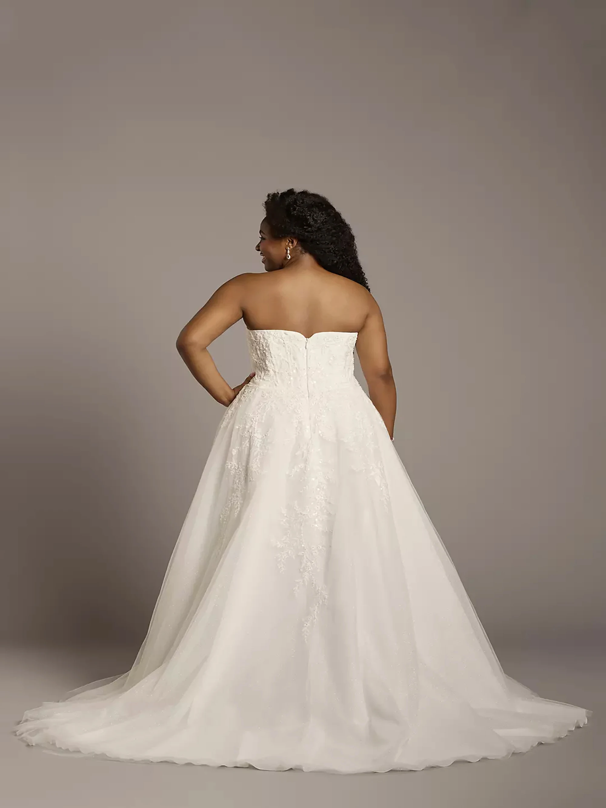 Schatz-rückenfreie Brautkleider, ärmellos, rückenfrei, Spitze, Applikation, Brautkleider, Tüll, A-Linie, Vestido De Novia 2025, individuell gestaltet Sweetheart Rückenlose Brautkleider Ärmellose Rückenlose Spitze Appli