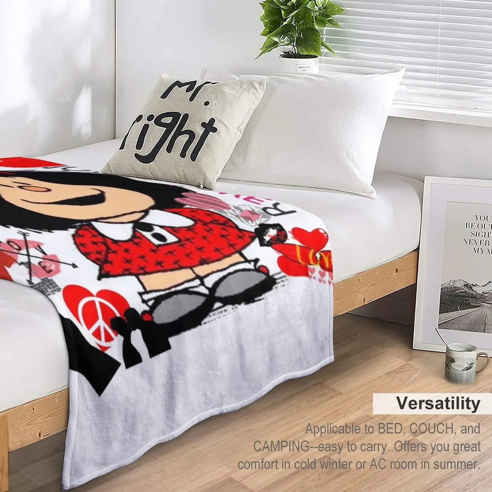 Love, love and mafalda surrounded by hearts Throw Blanket Flannel Fabric Nap Blanket blankets and throws Fashion Sofa Blankets