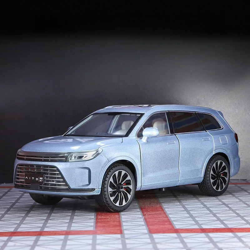 

1:24m7 Alloy Car Model, Ornaments Car, Tide Play Ornaments, New Year's Gifts, Chenghai Toys