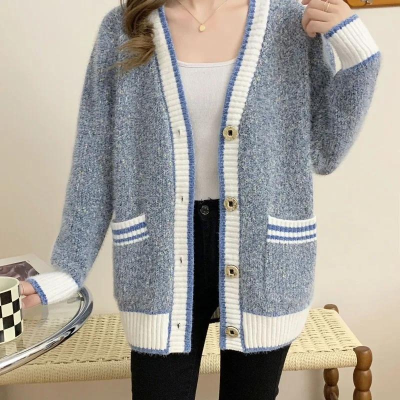 Women\'s V-neck Cardigan Button Striped Pocket Knitted Sweater Autumn and Winter Korean Loose Sweater Long Sleeved Fashion Coat